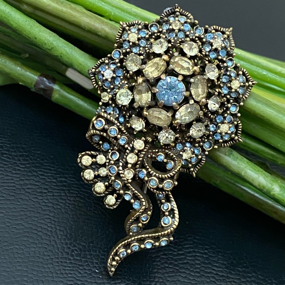 Vintage HOLLYCRAFT COPR 1950 Signed Blue/Citrine Rhinestones Flower Brooch 19.9g